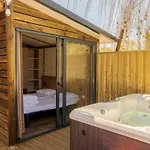 Du Chateau Camping Hondainville