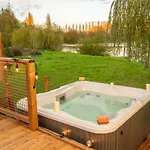 Du Chateau 2*