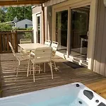 Camping Du Chateau 2*