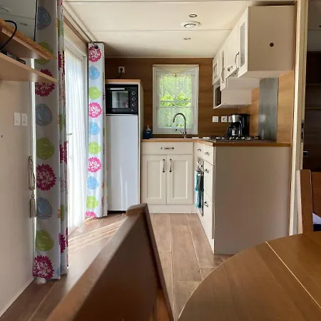 Du Chateau Hondainville