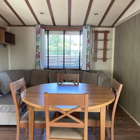 绿色城堡露营地 Hondainville