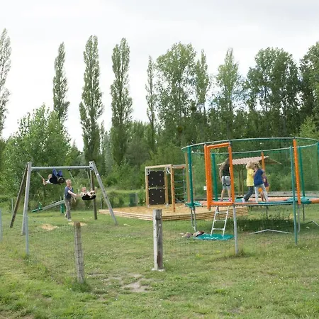 Du Château Camping 2*