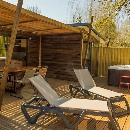 Du Chateau Campsite Hondainville