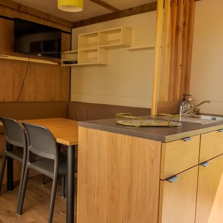 Campsite Du Chateau 2*