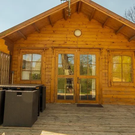 Camping Du Chateau 2*