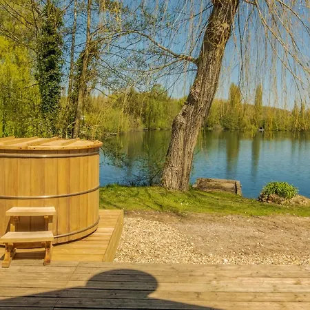 Du Chateau Campsite