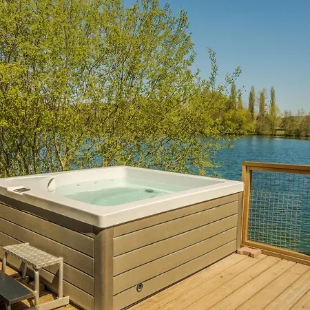 Campsite Du Chateau 2*