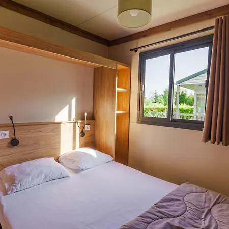 Du Chateau Campsite Hondainville