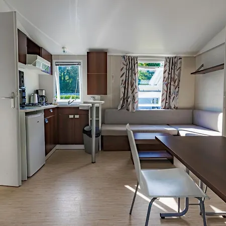 Du Chateau Campsite Hondainville
