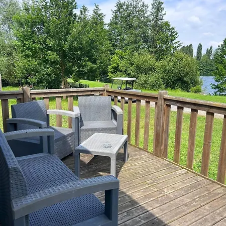 Du Chateau 2* Hondainville